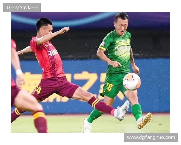 国安与鲁能比赛裁判信息揭晓引发球迷热议与关注